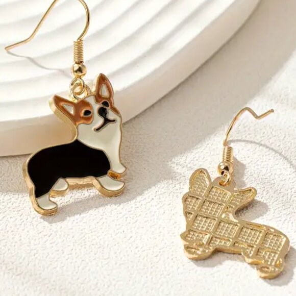Corgi Dog Dangle Earrings Enamel 1.77 Inch Drop Fish Hook White Black Tan New - Picture 6 of 8